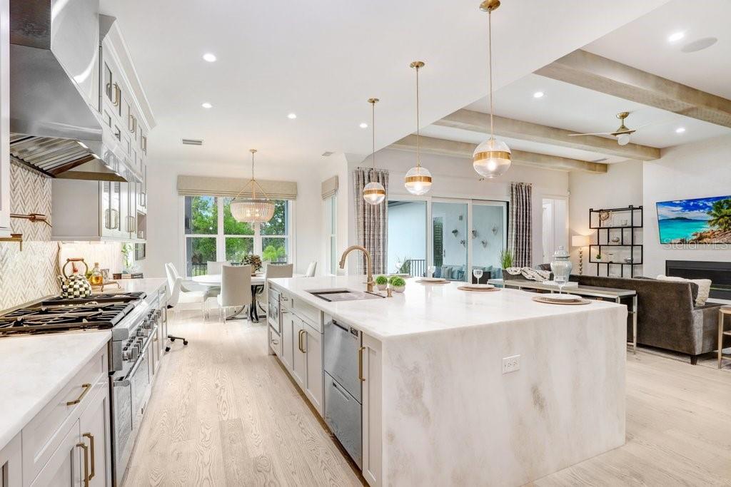 SUNSET PARK - Residential