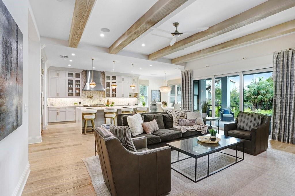 SUNSET PARK - Residential