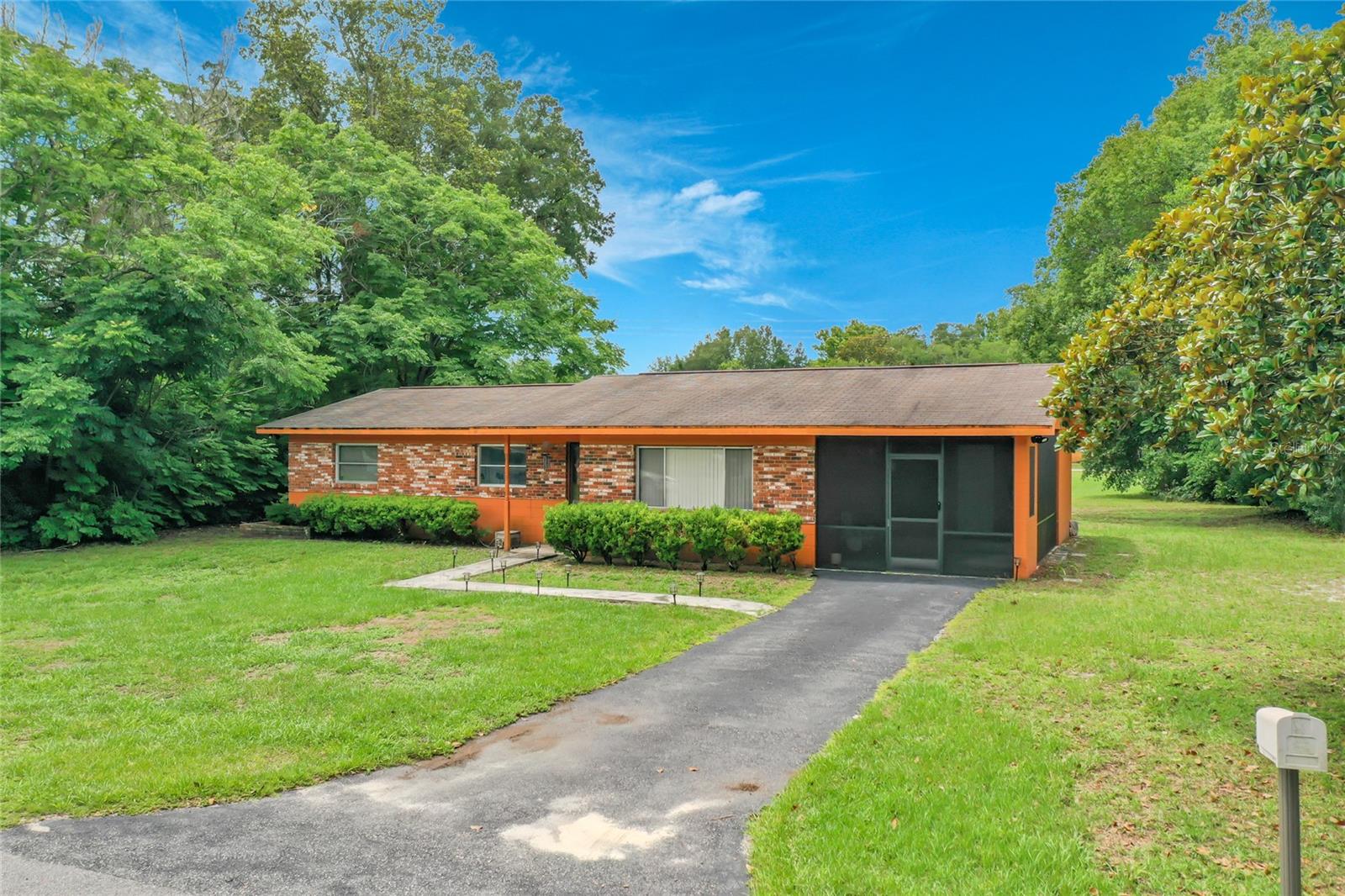 910 NE 45TH STREET