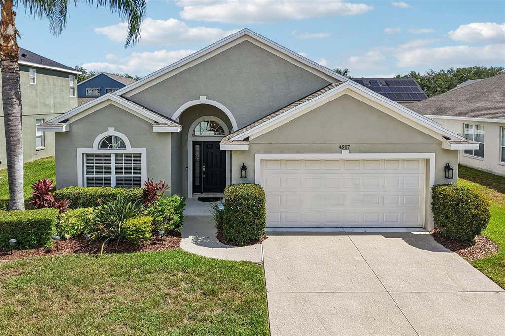 Photo of 4907 58th Terrace E, Bradenton, FL 34203 (MLS # A4698329)