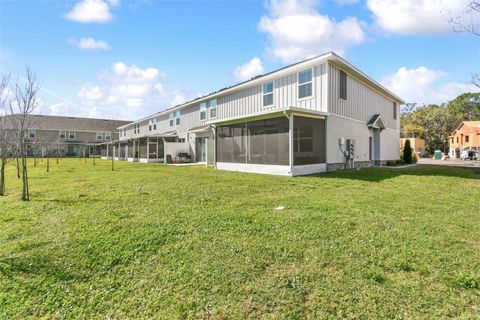 A home in RIVERVIEW