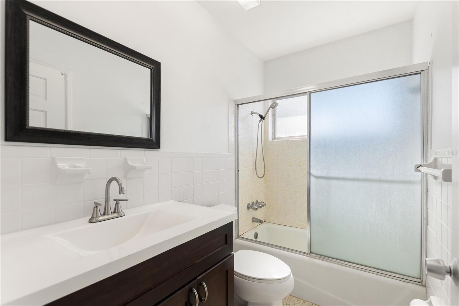 MAXIMO HARBOUR CONDO - Residential