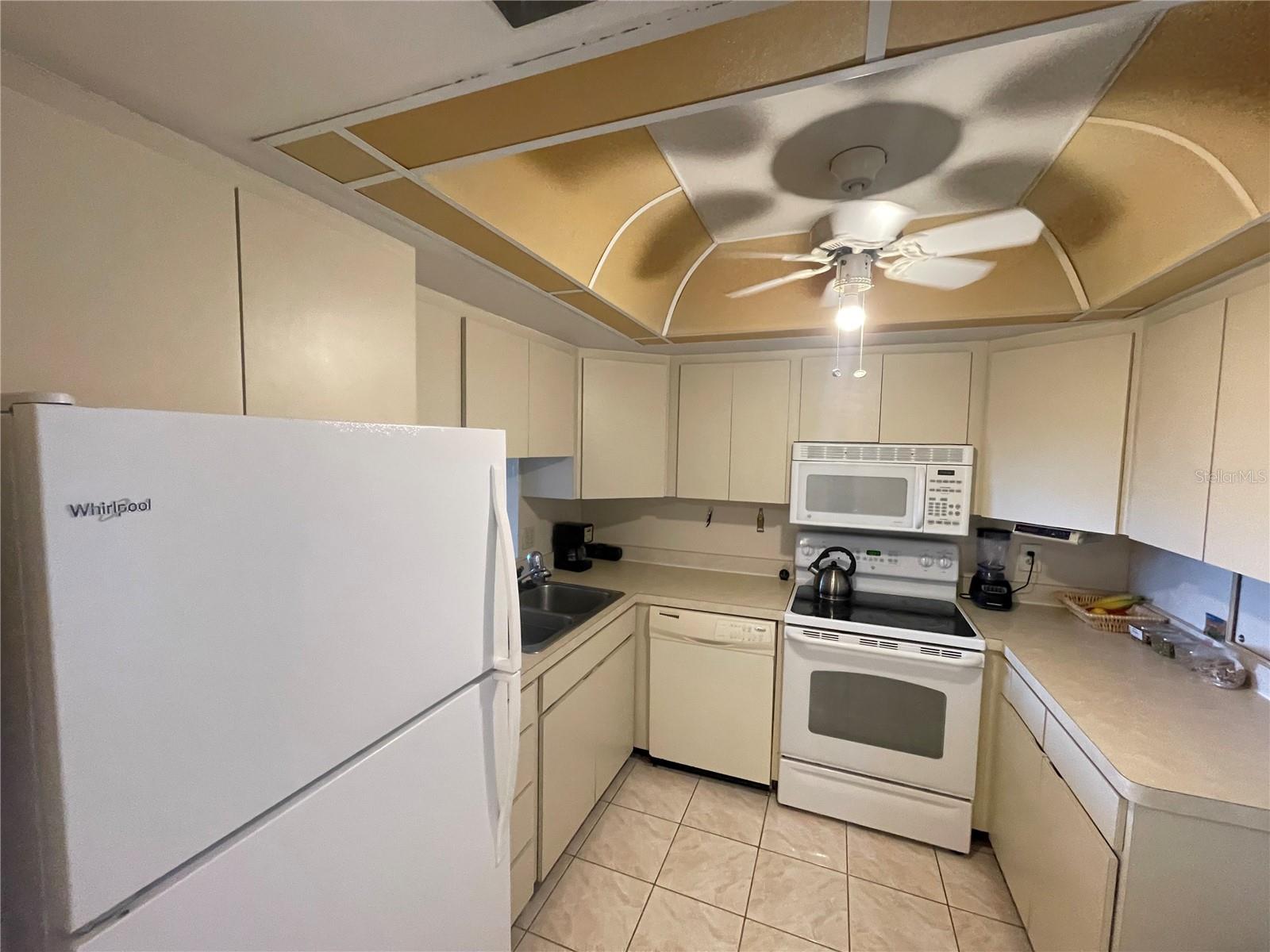 2615 COVE CAY DRIVE 408