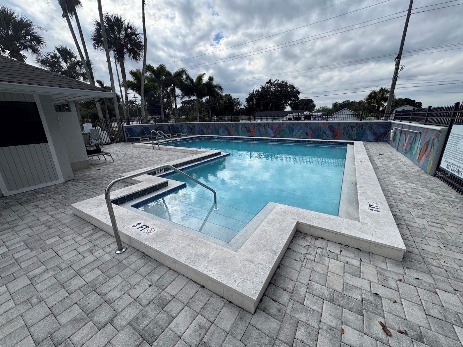 MERIDIAN LUXURY CONDO - Residential