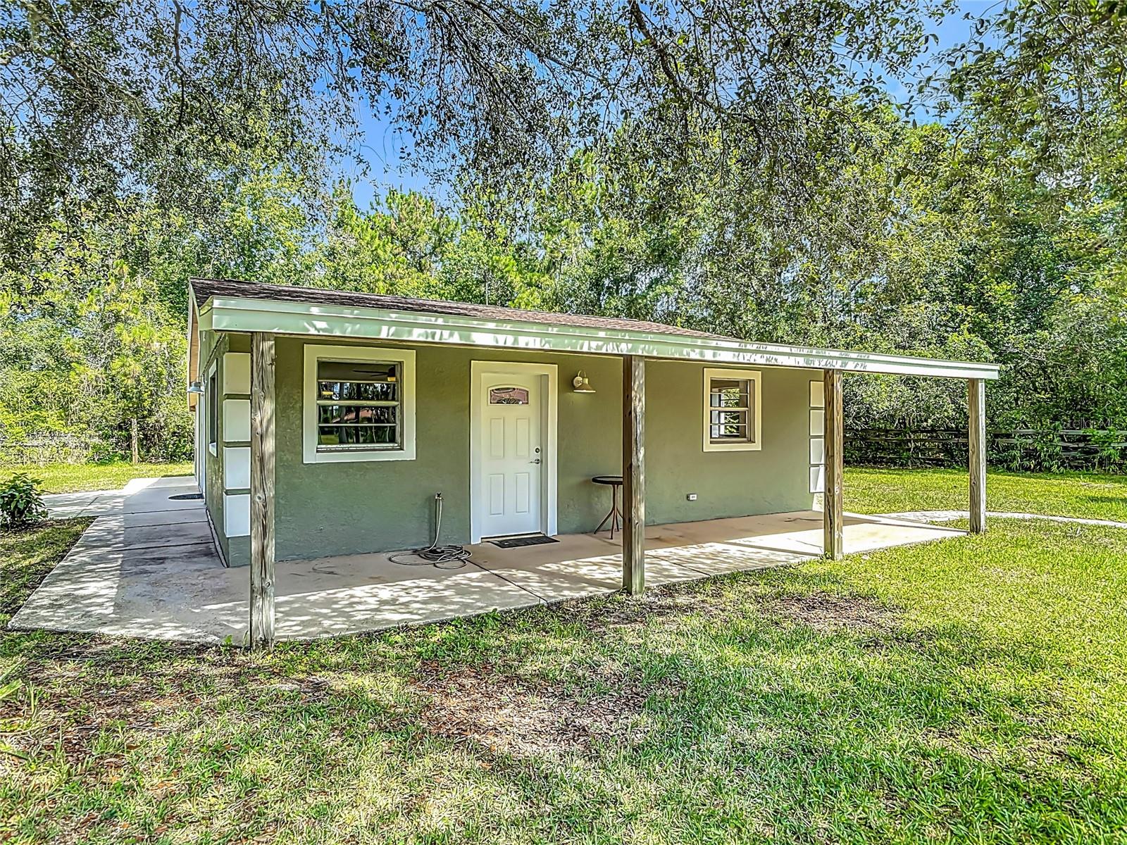 156 S STATE ROAD 415
