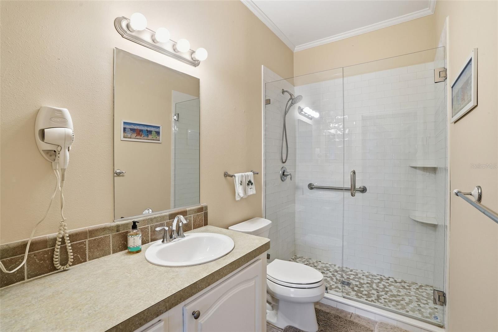 MARLAND COURT - Residential
