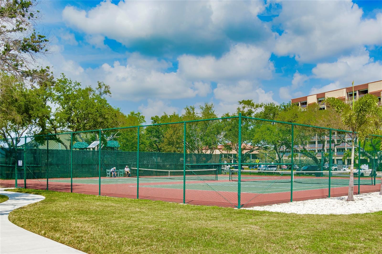 LES CHATEAUX DES ROIS - Residential
