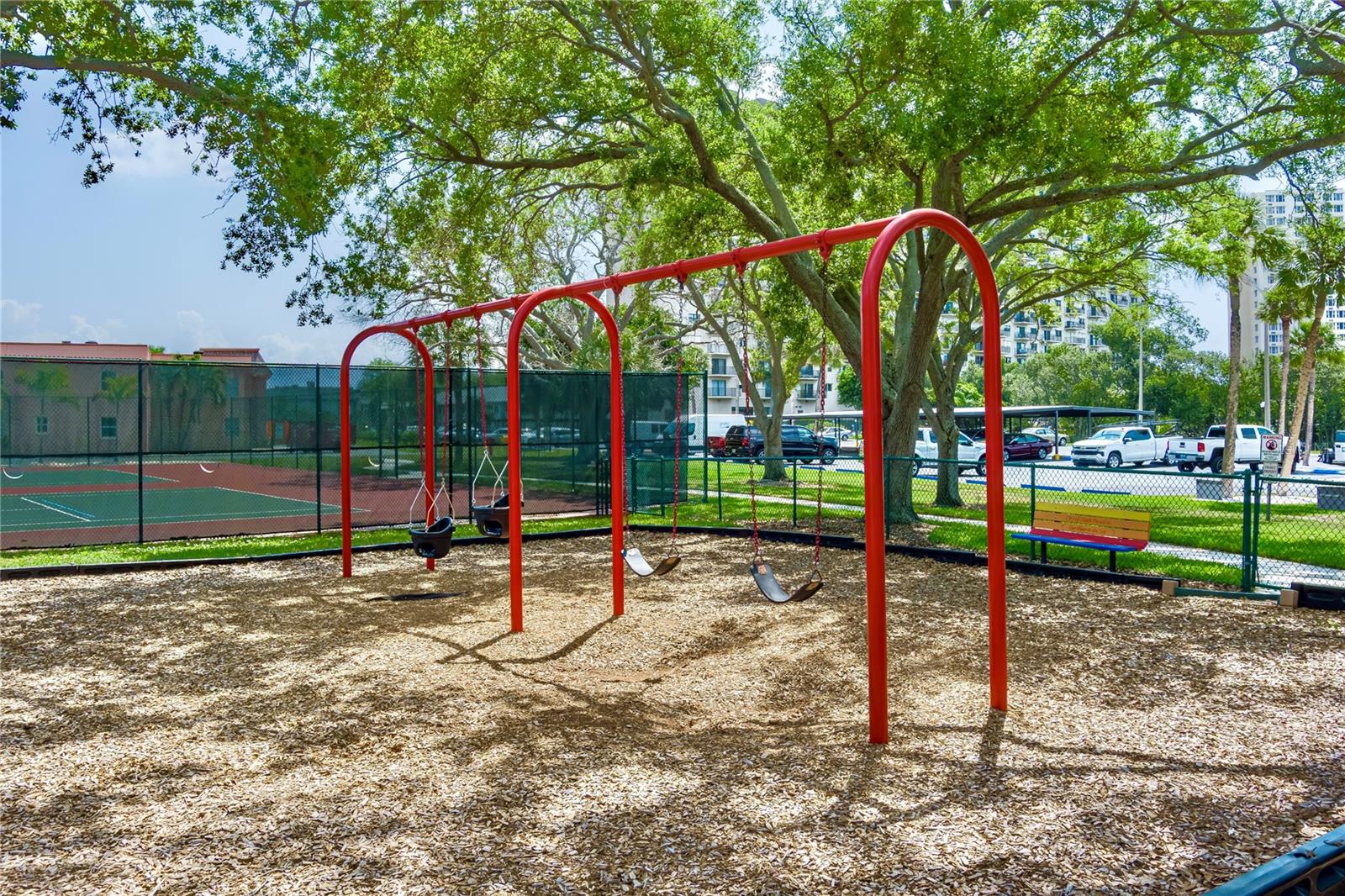 LES CHATEAUX DES ROIS - Residential