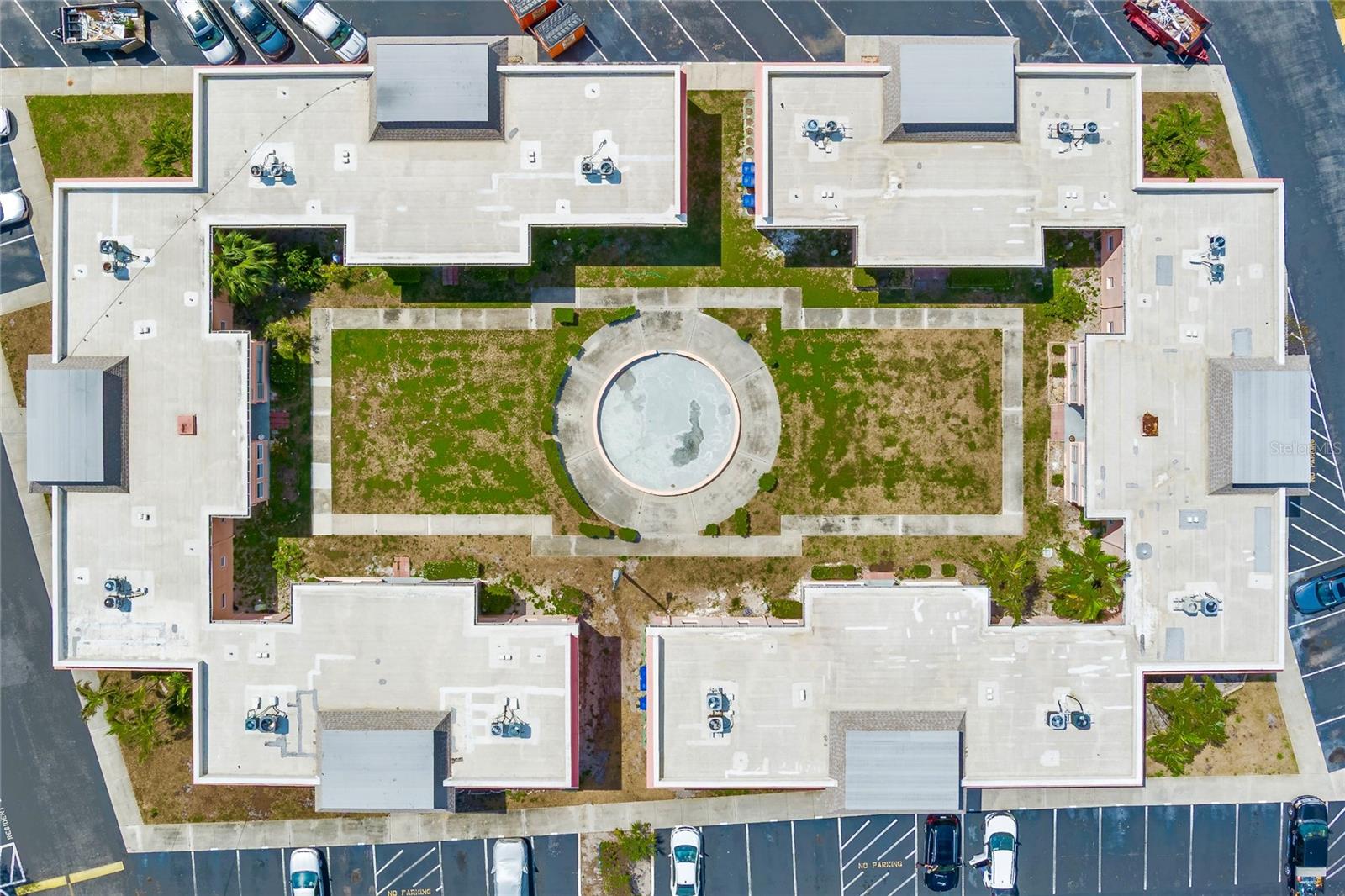 LES CHATEAUX DES ROIS - Residential