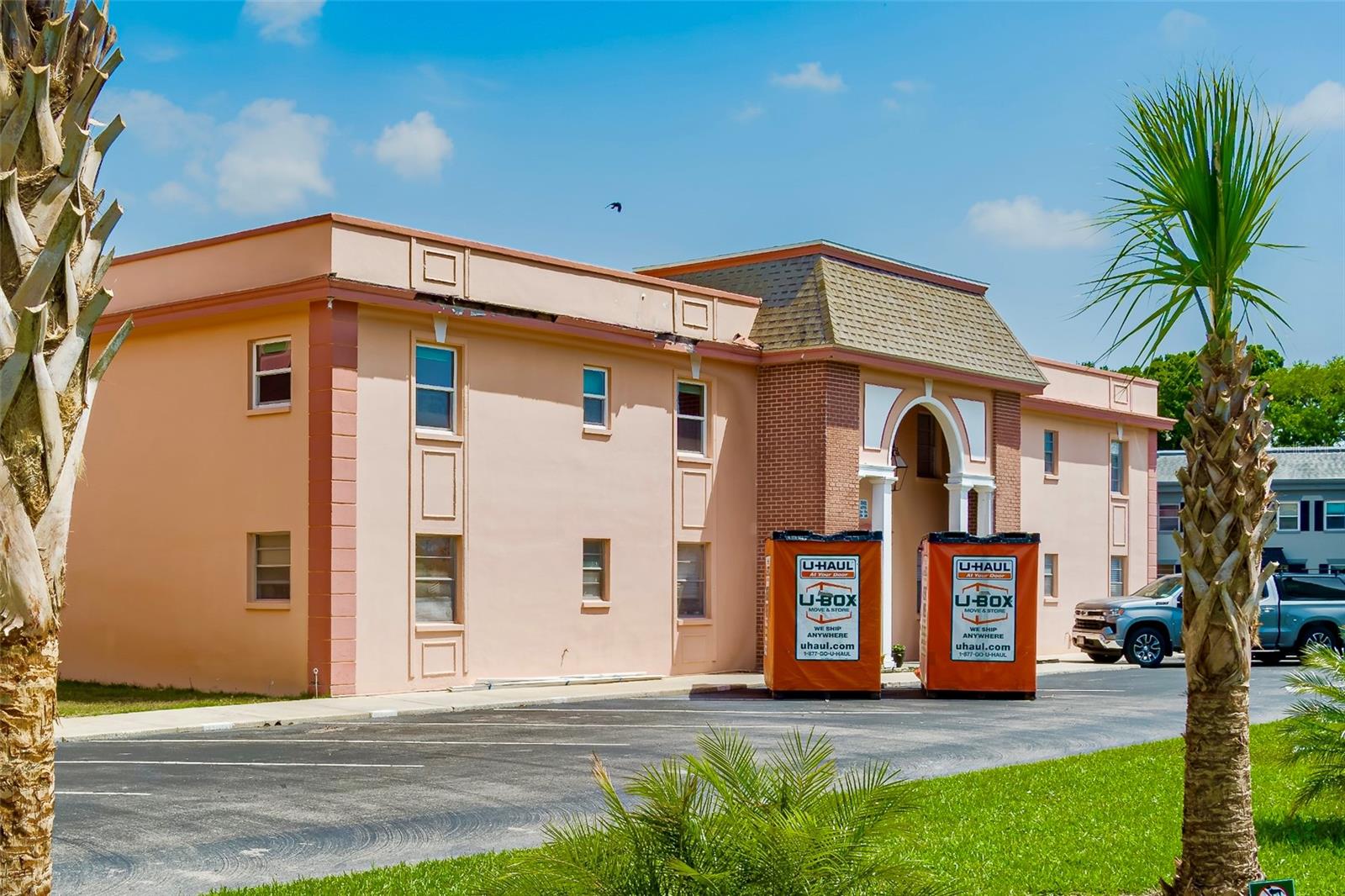 LES CHATEAUX DES ROIS - Residential