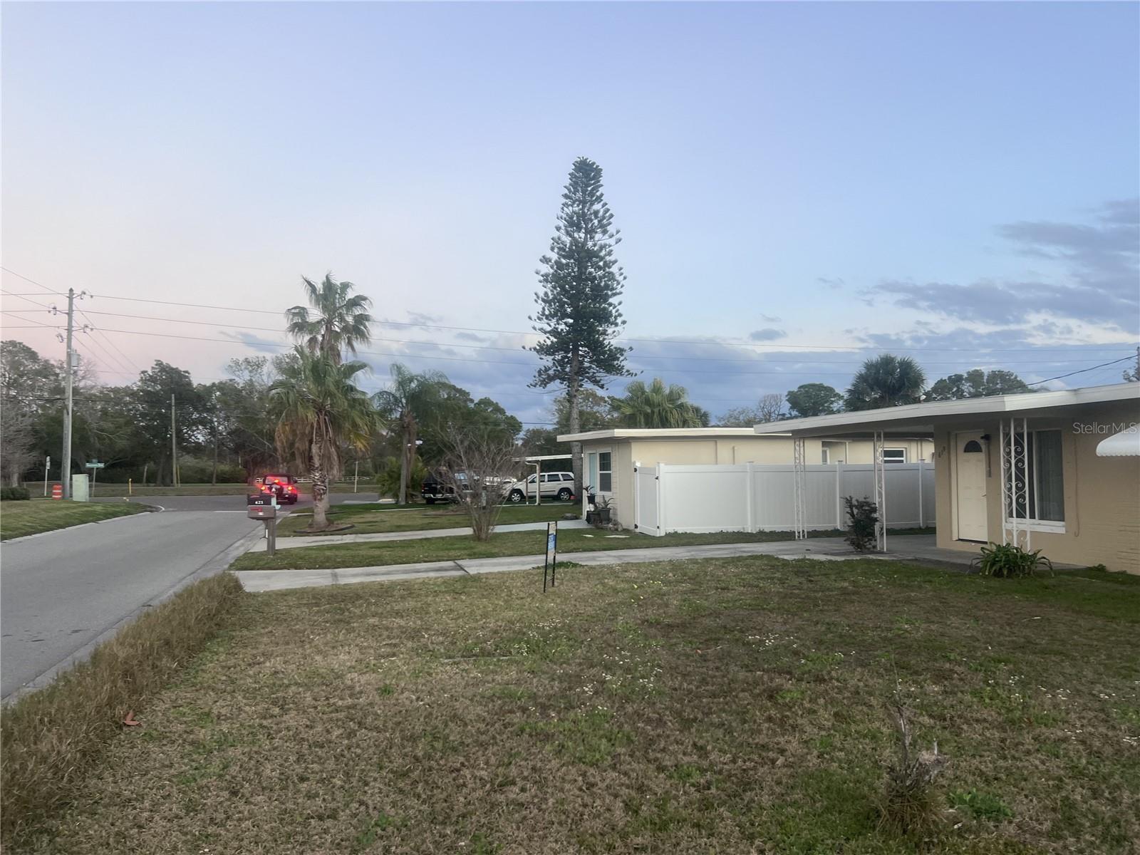 BAYWOOD SHORES 1ST ADD - Residential Lease