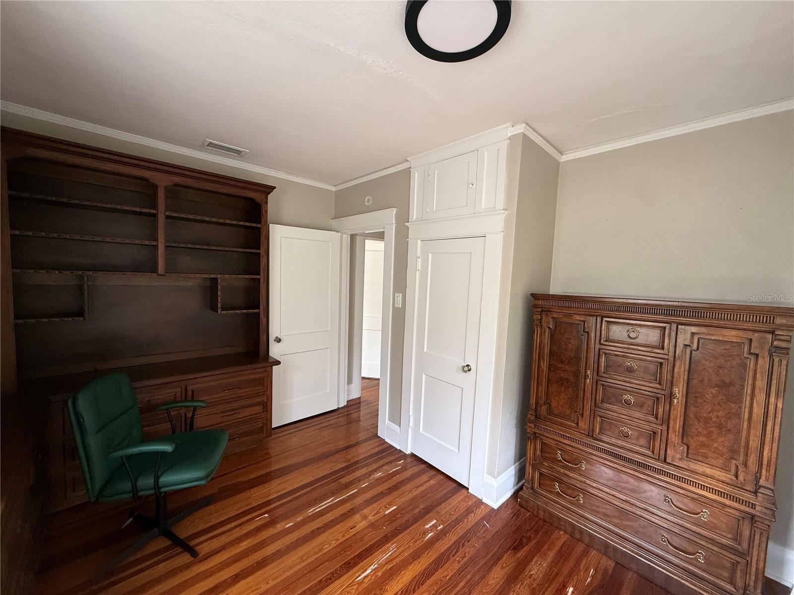 IDLEWILD ON THE HILLSBOROUGH - Residential Lease