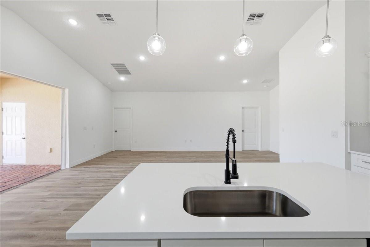 VILLA SORRENTO - Residential