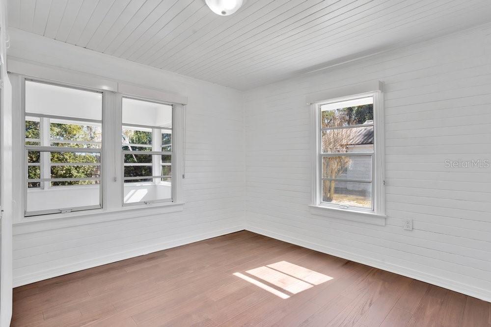 OAKLAND HEIGHTS - Residential