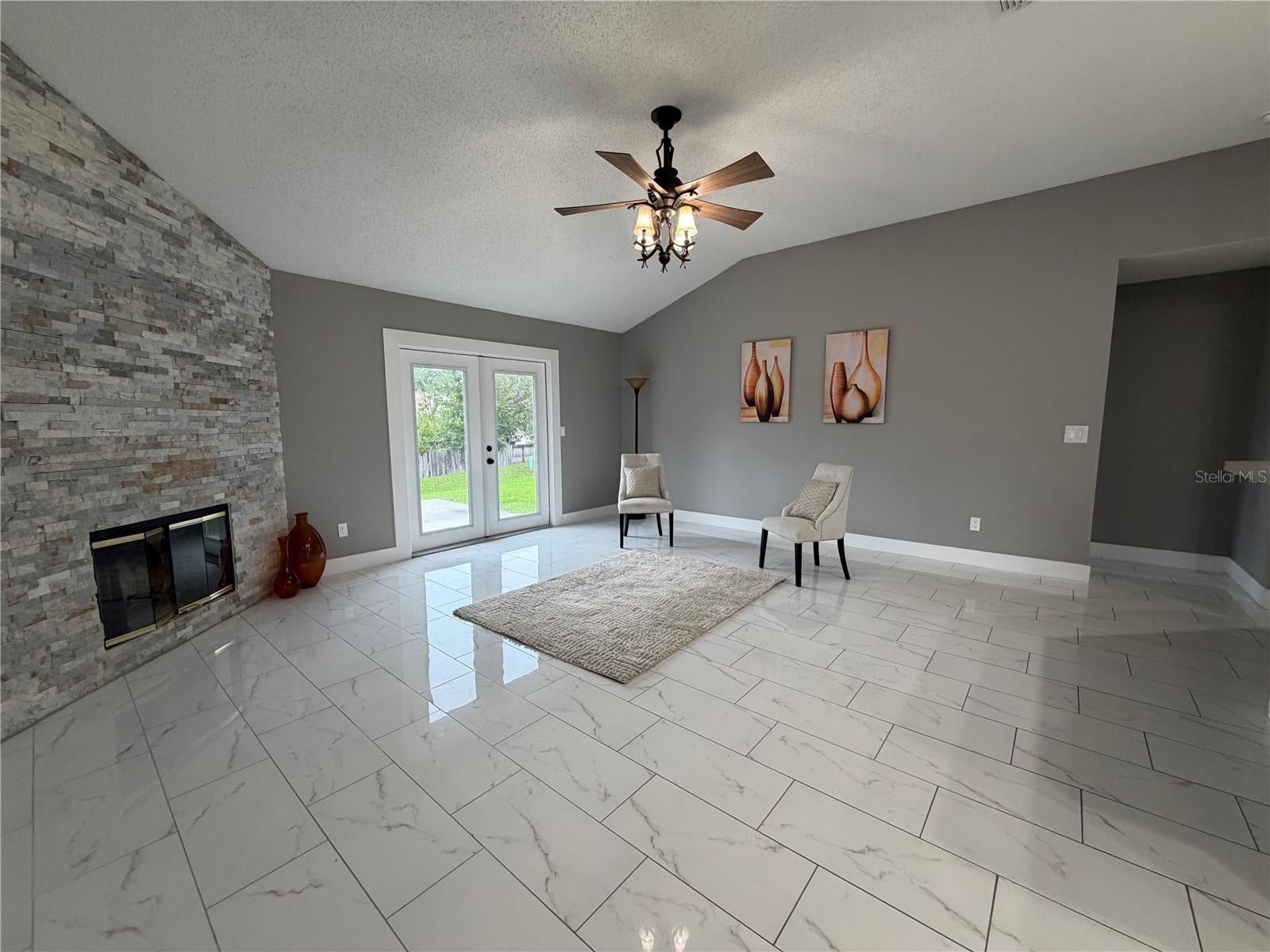 3276 WOODGLEN DRIVE