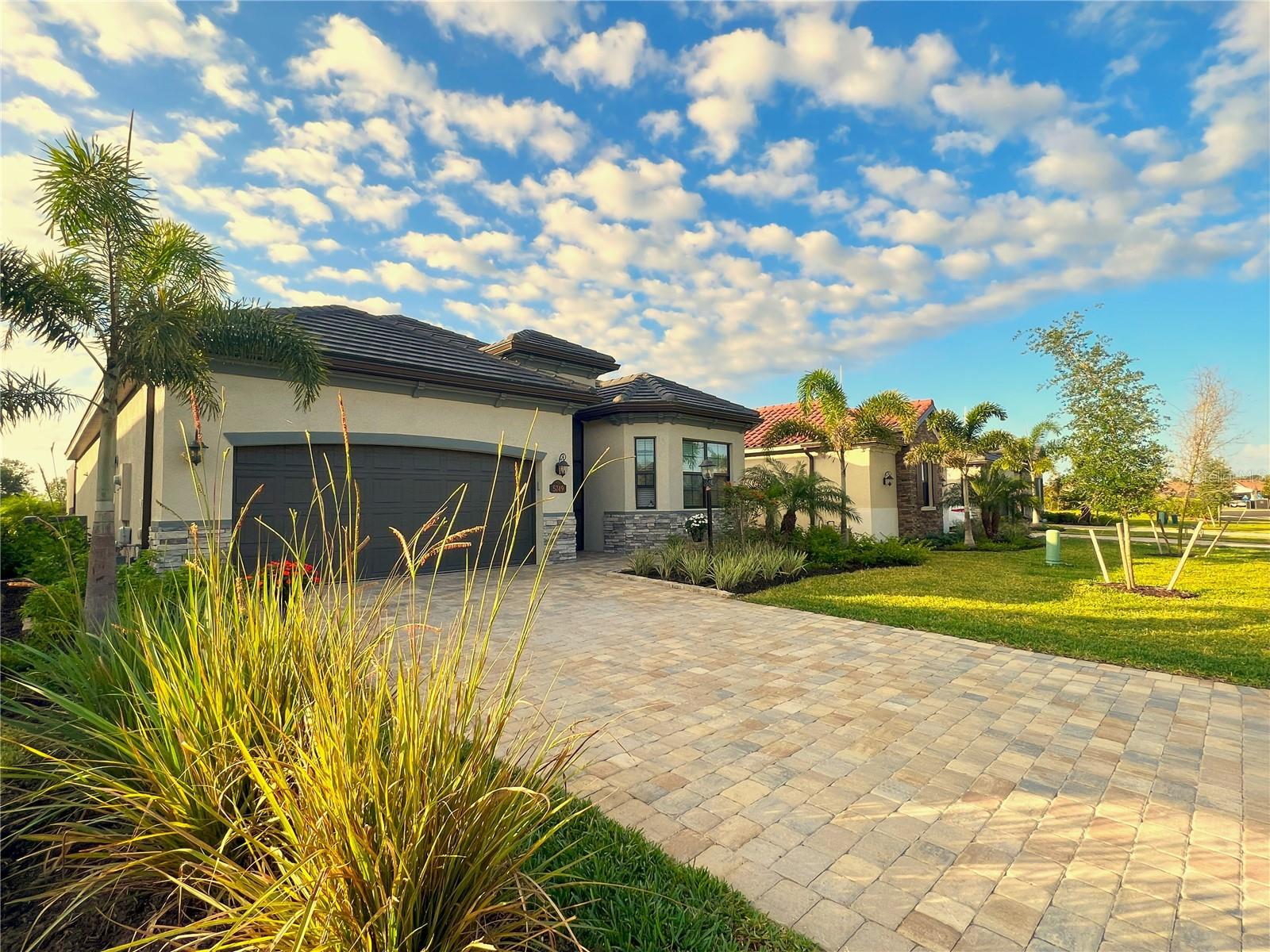 LAKEWOOD NATIONAL GOLF CULB PH II - Residential