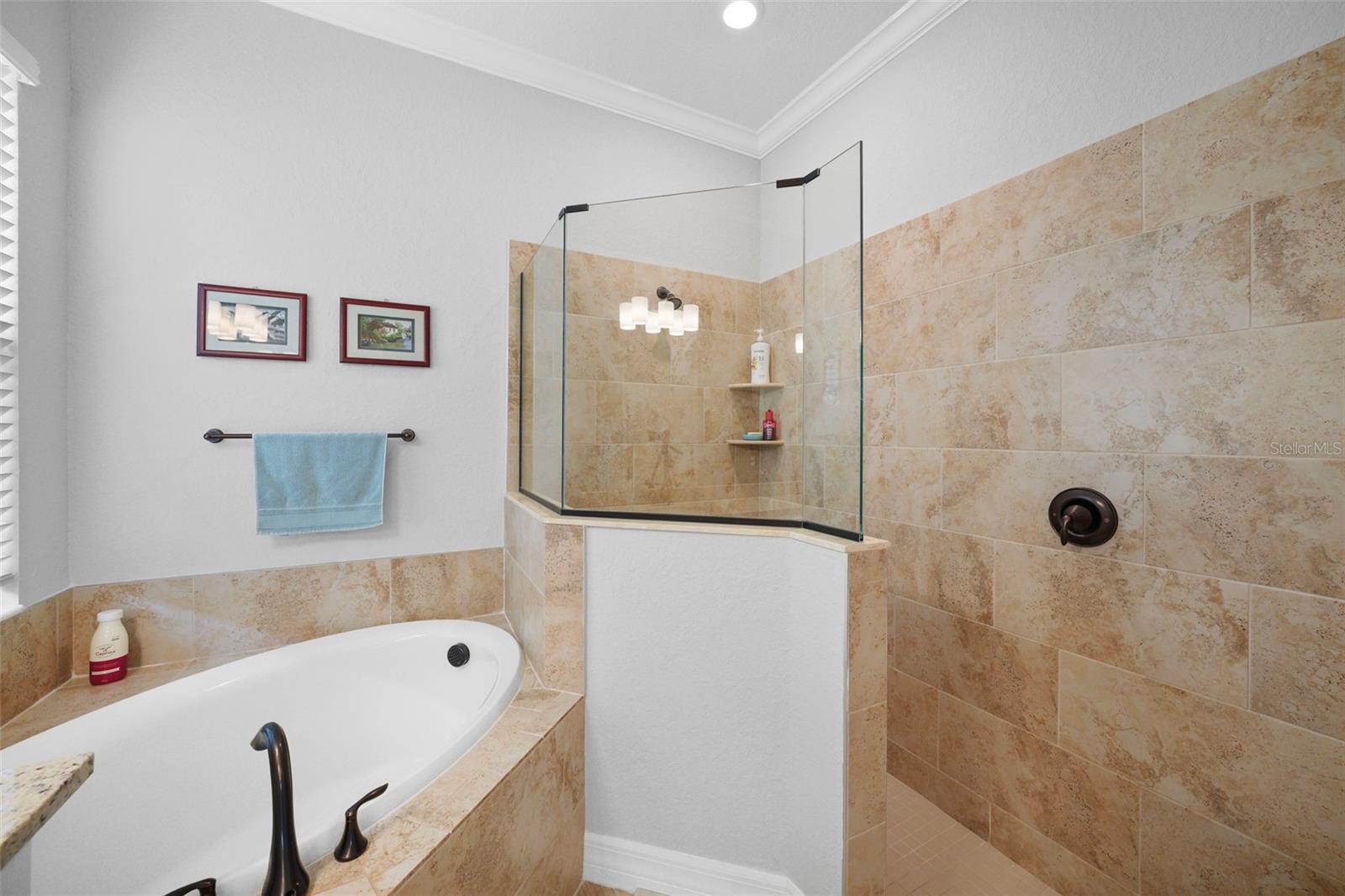 LAKEWOOD NATIONAL GOLF CULB PH II - Residential