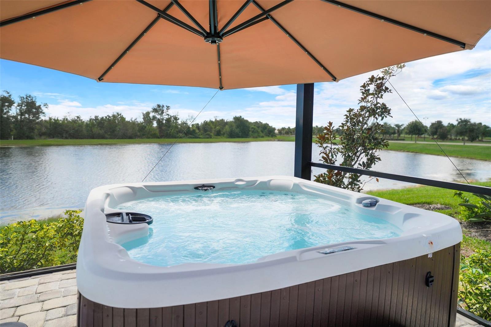 LAKEWOOD NATIONAL GOLF CULB PH II - Residential