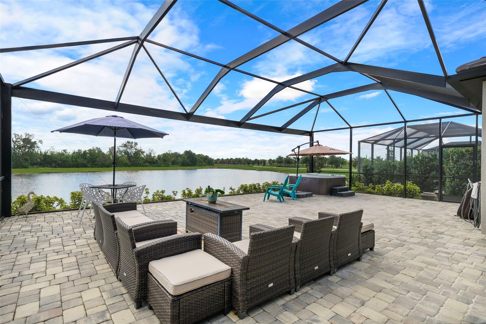 LAKEWOOD NATIONAL GOLF CULB PH II - Residential