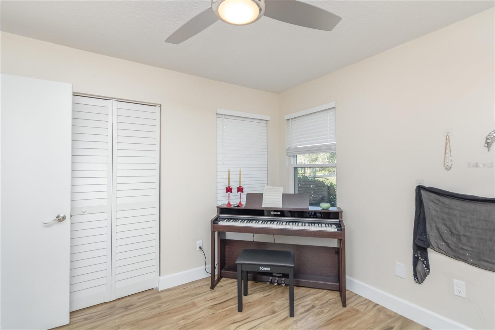 REGENCY PARK AT LAKE MARY A CONDO - Residential