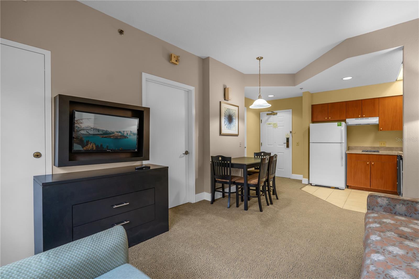 7601 CANDA AVENUE 125