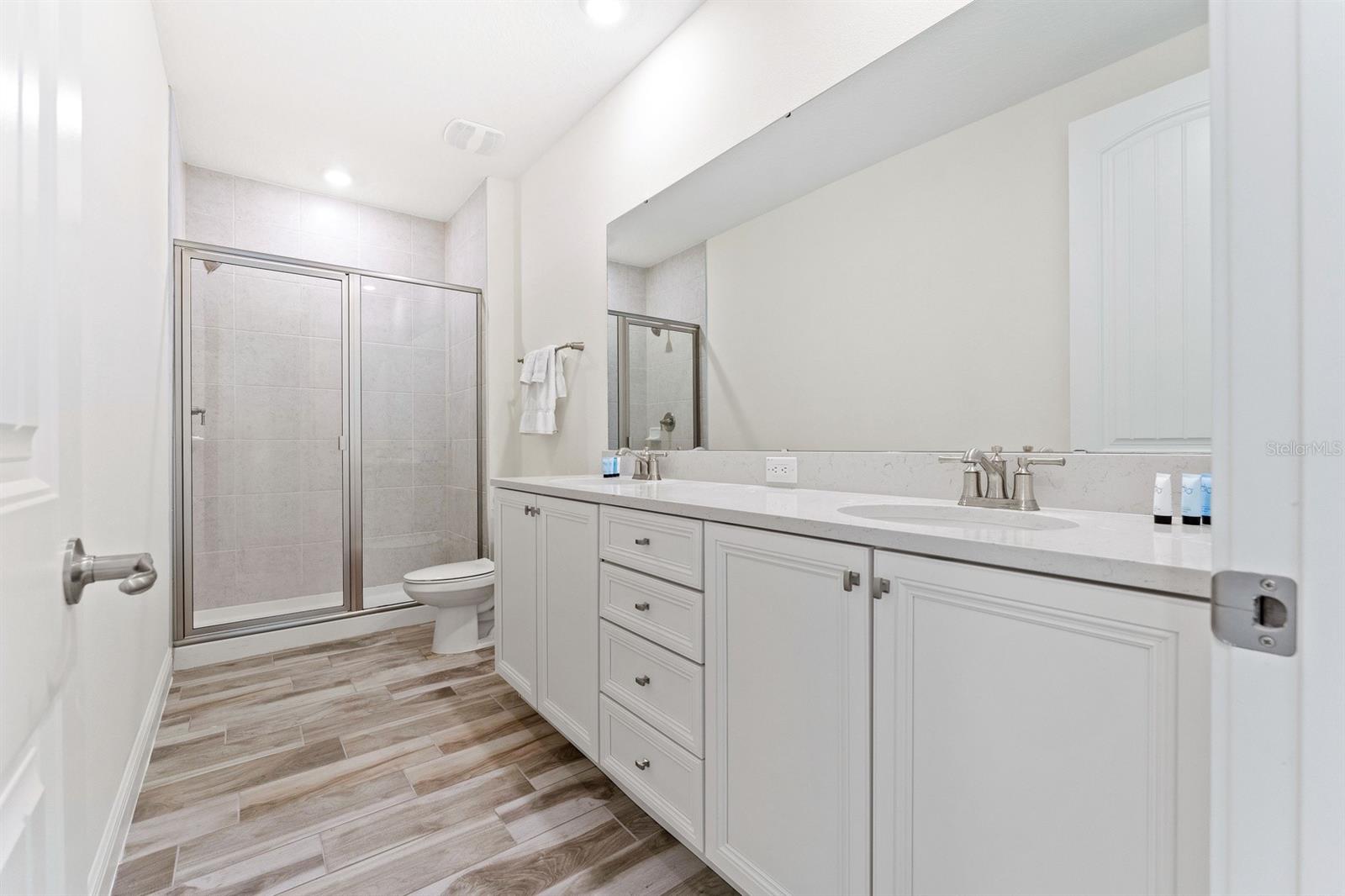 ROLLING OAKS PH 7 - Residential