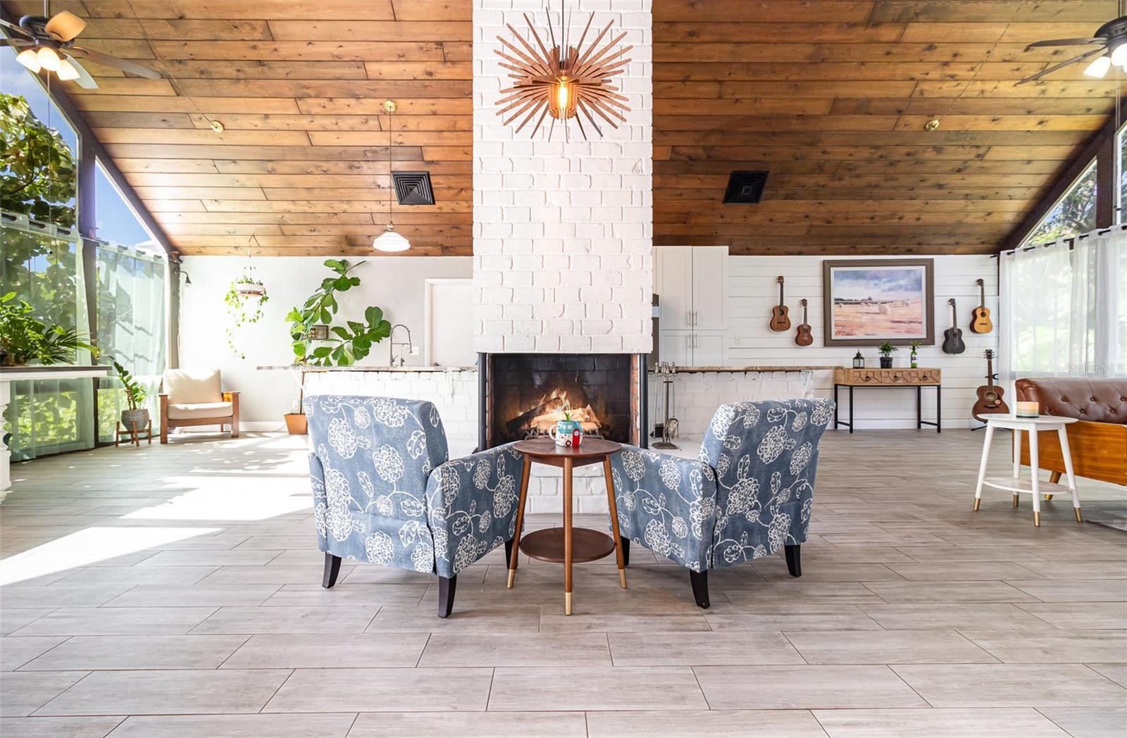 216 TIMBERCOVE CIRCLE