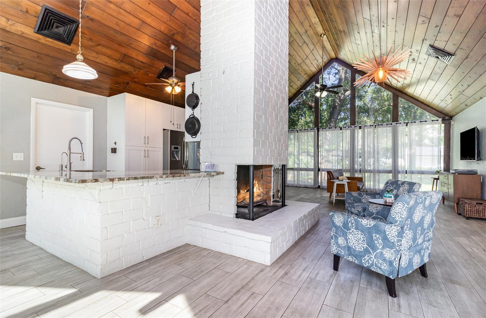 216 TIMBERCOVE CIRCLE
