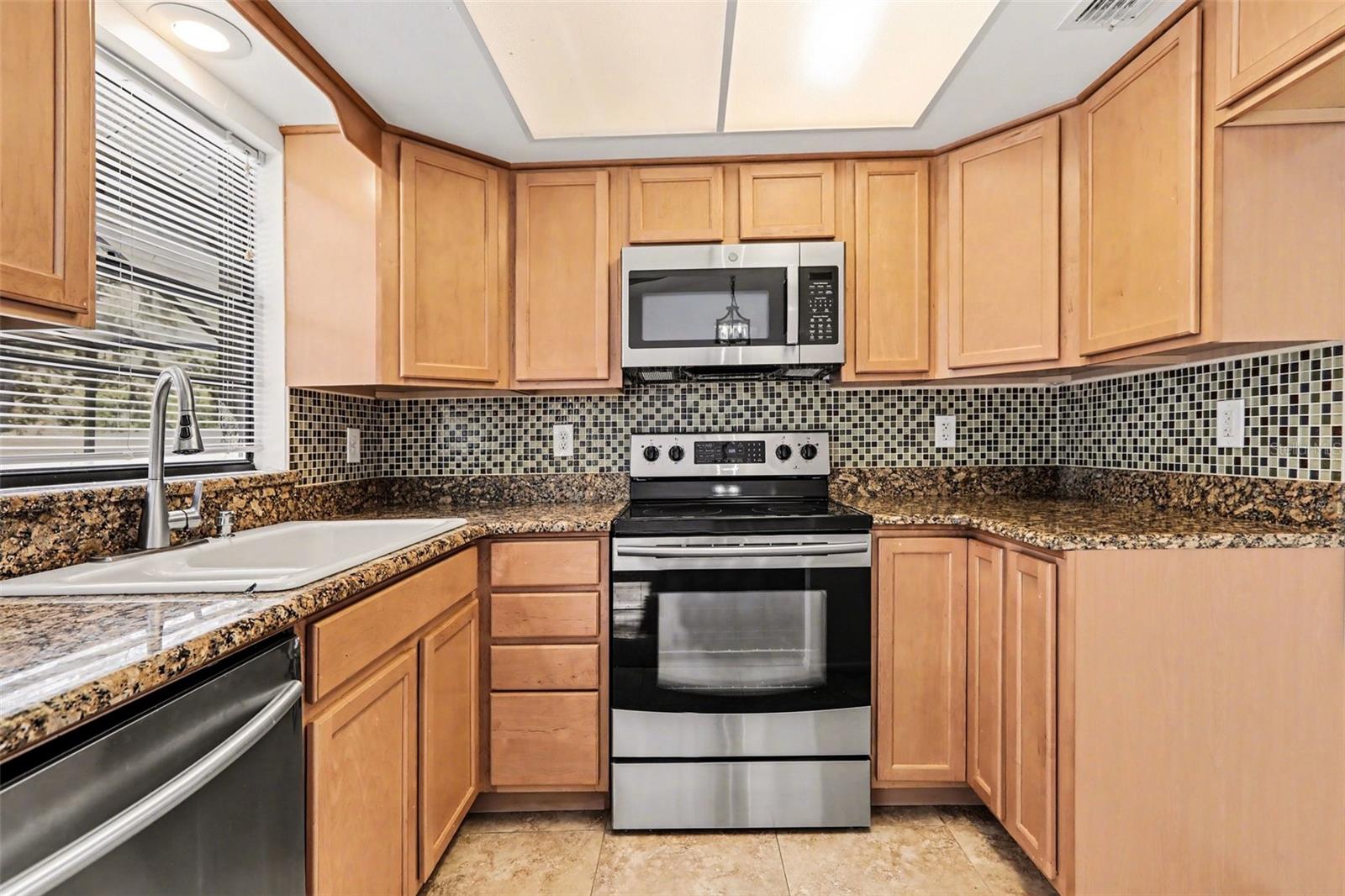 SPRING OAKS - Residential