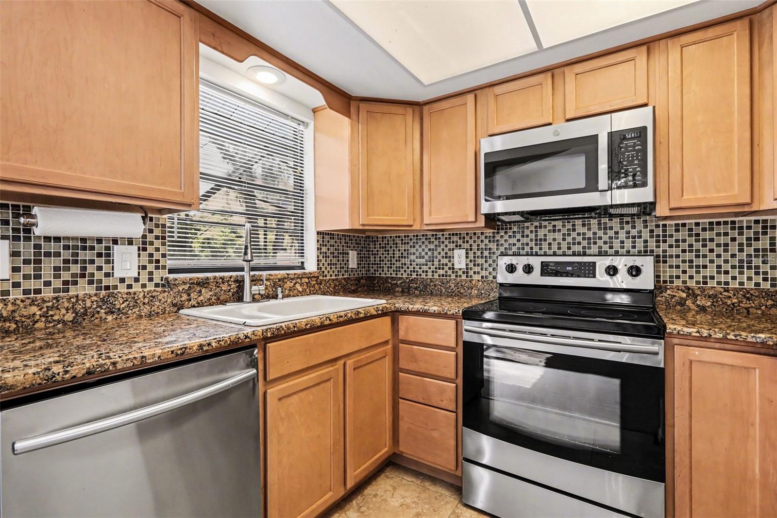 SPRING OAKS - Residential