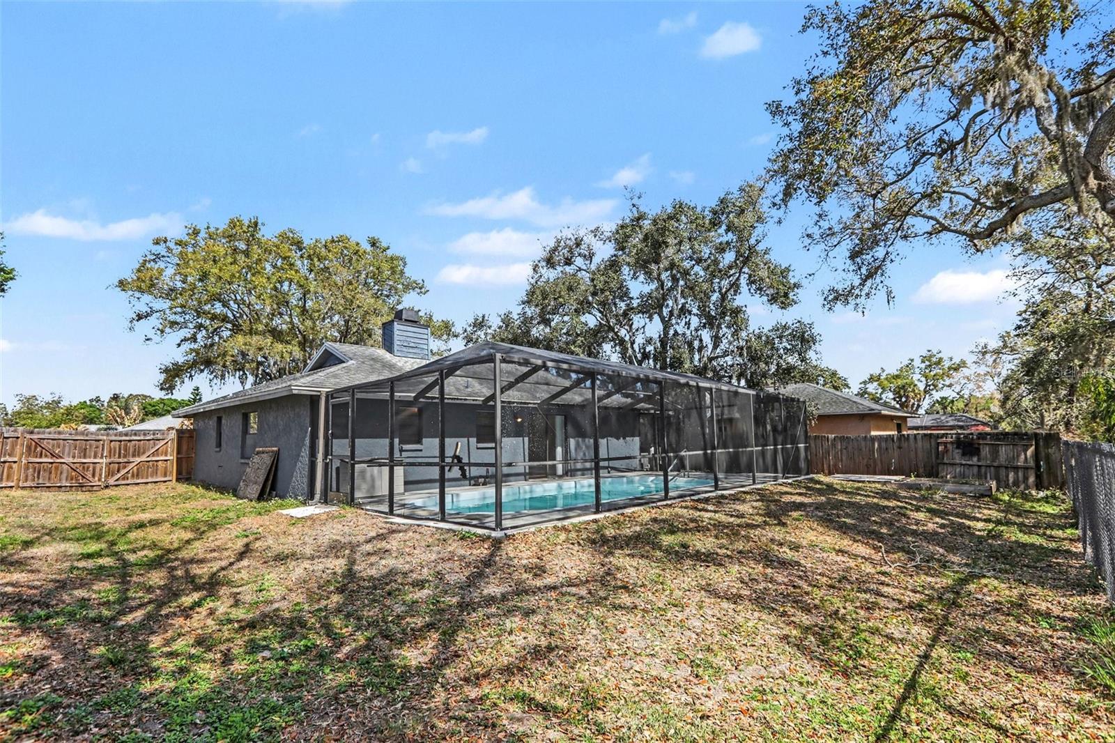 SPRING OAKS - Residential