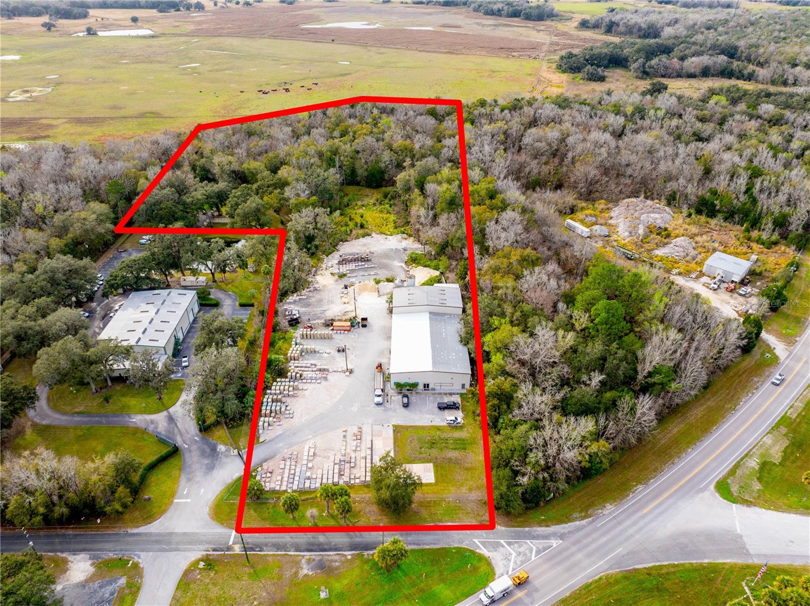 ACREAGE - Commercial Sale