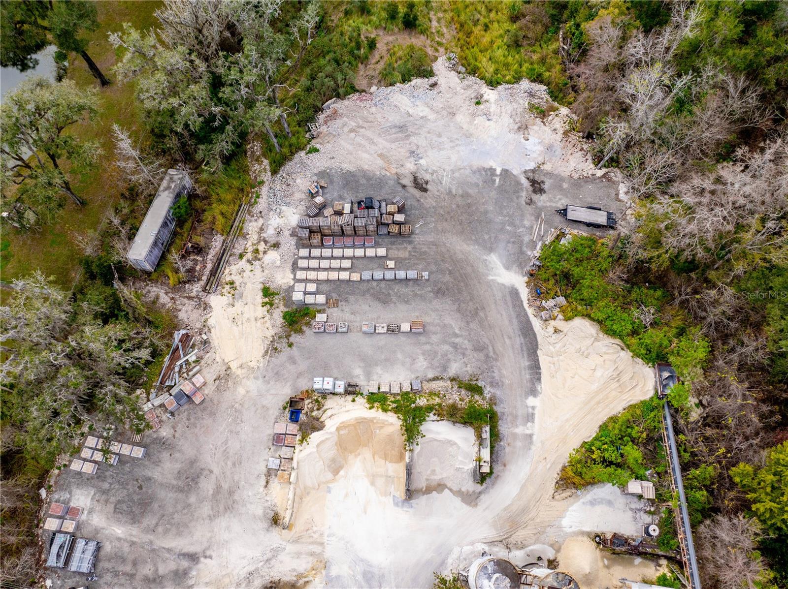 ACREAGE - Commercial Sale