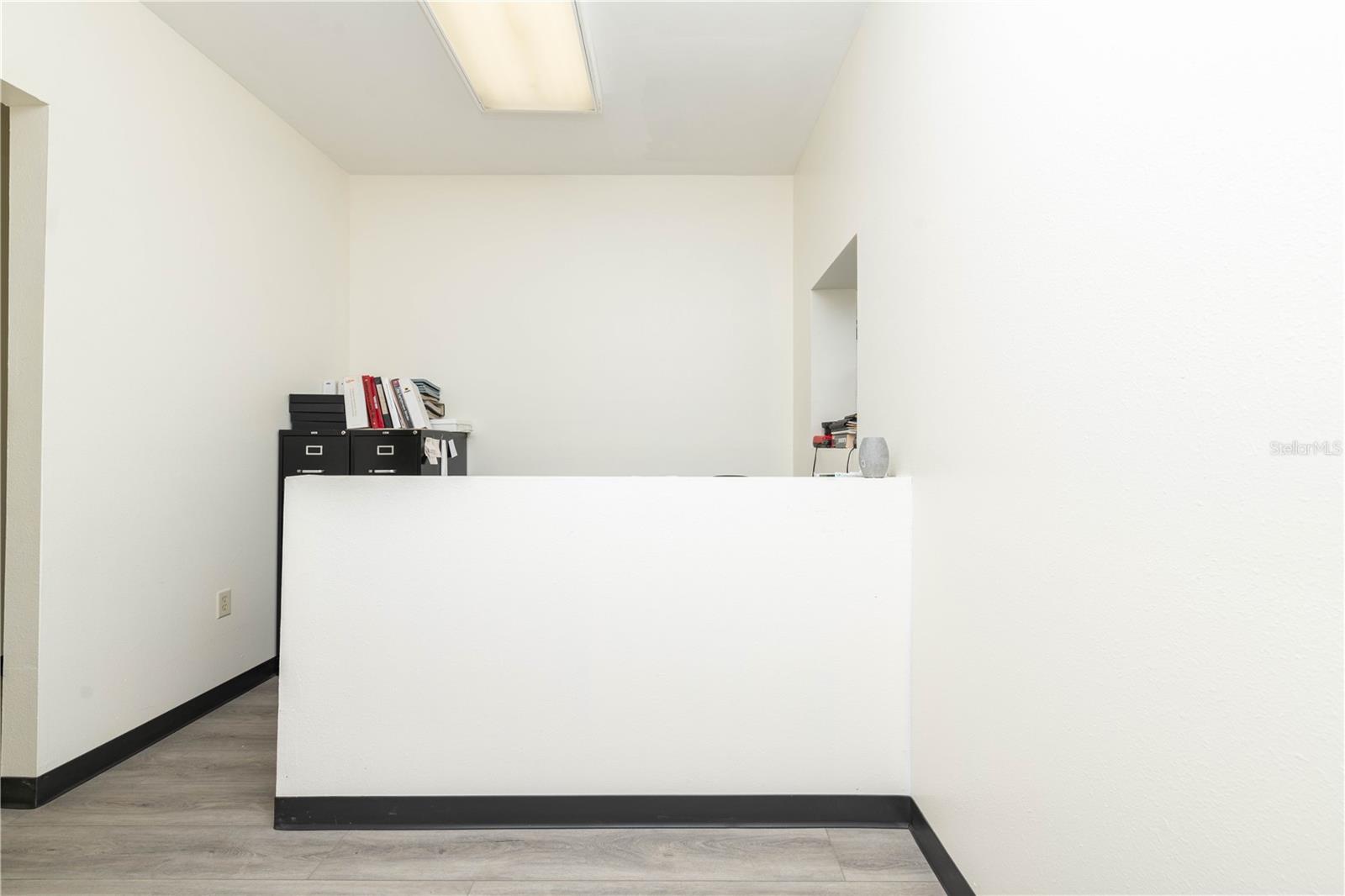 ACREAGE - Commercial Sale