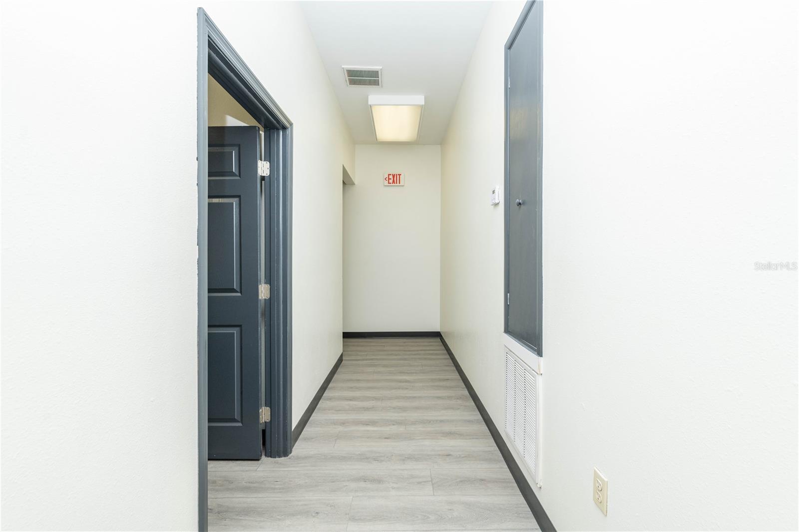 ACREAGE - Commercial Sale