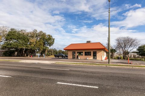 Tiny photo for 299 E Broad Street, Groveland, FL 34736 (MLS # G5105529)
