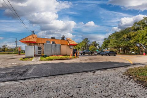 Tiny photo for 299 E Broad Street, Groveland, FL 34736 (MLS # G5105529)
