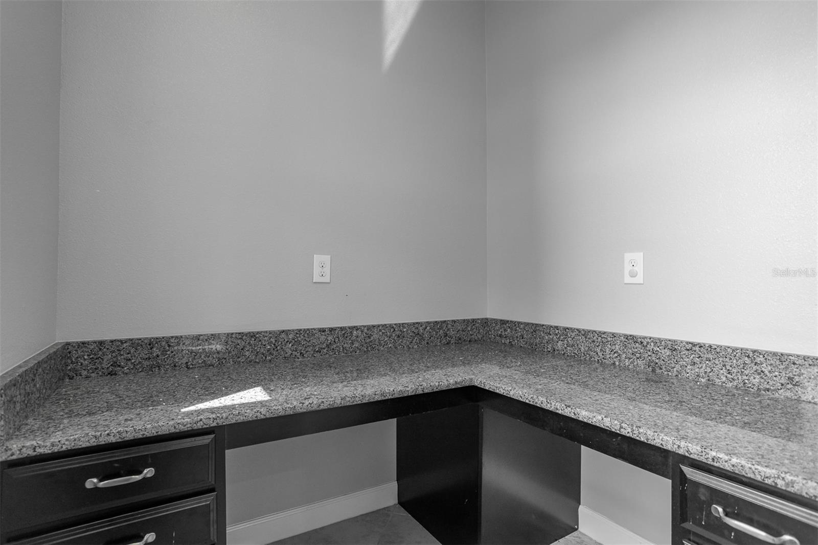 SOUTH FORK P PH 2 & 3B - Residential Lease