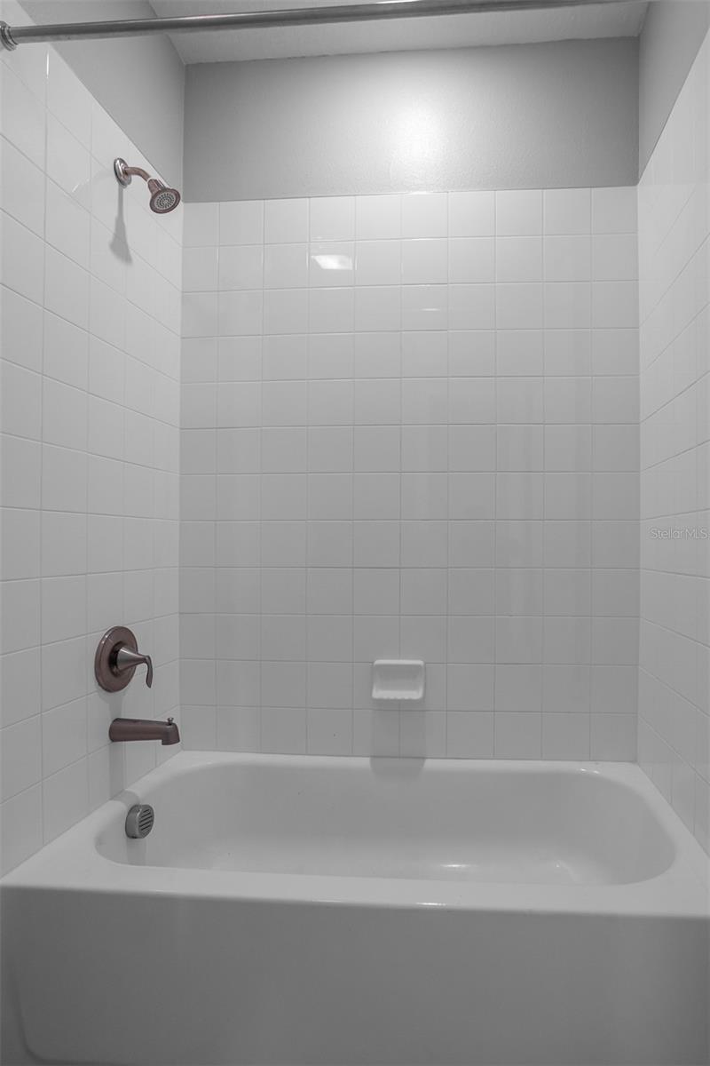 SOUTH FORK P PH 2 & 3B - Residential Lease