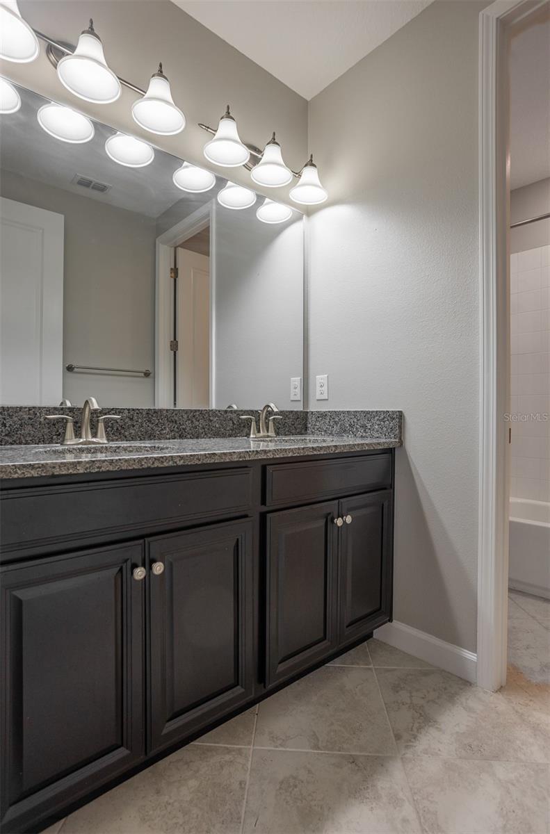 SOUTH FORK P PH 2 & 3B - Residential Lease