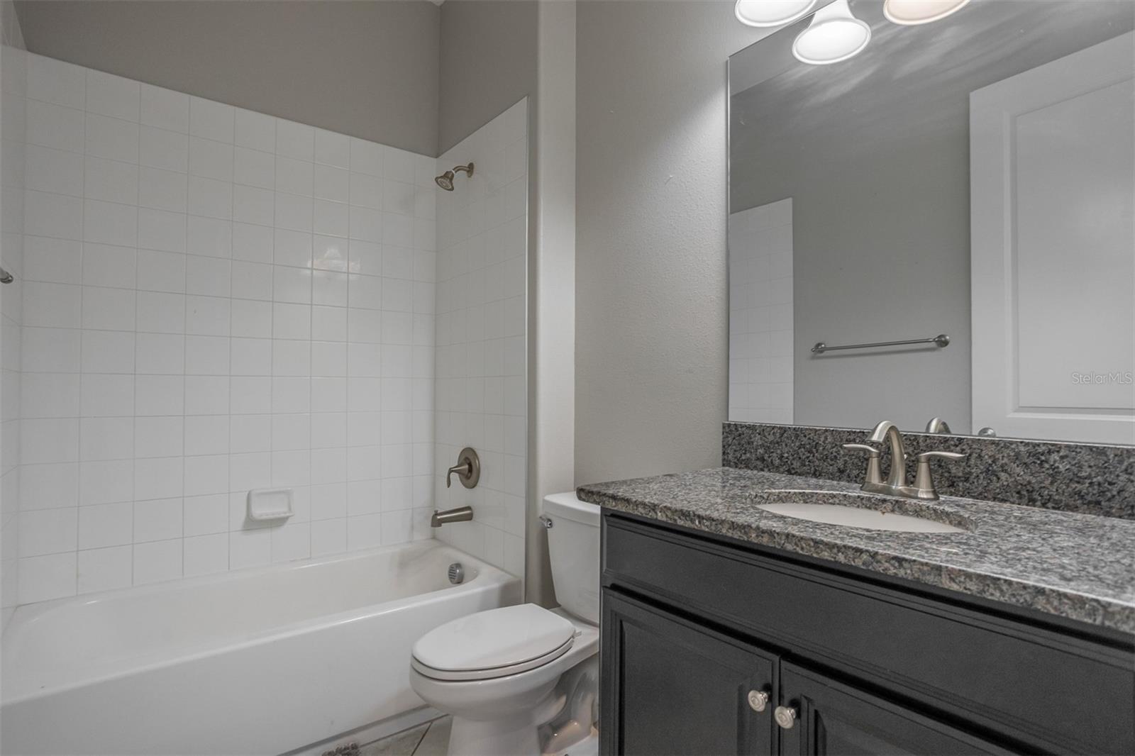 SOUTH FORK P PH 2 & 3B - Residential Lease