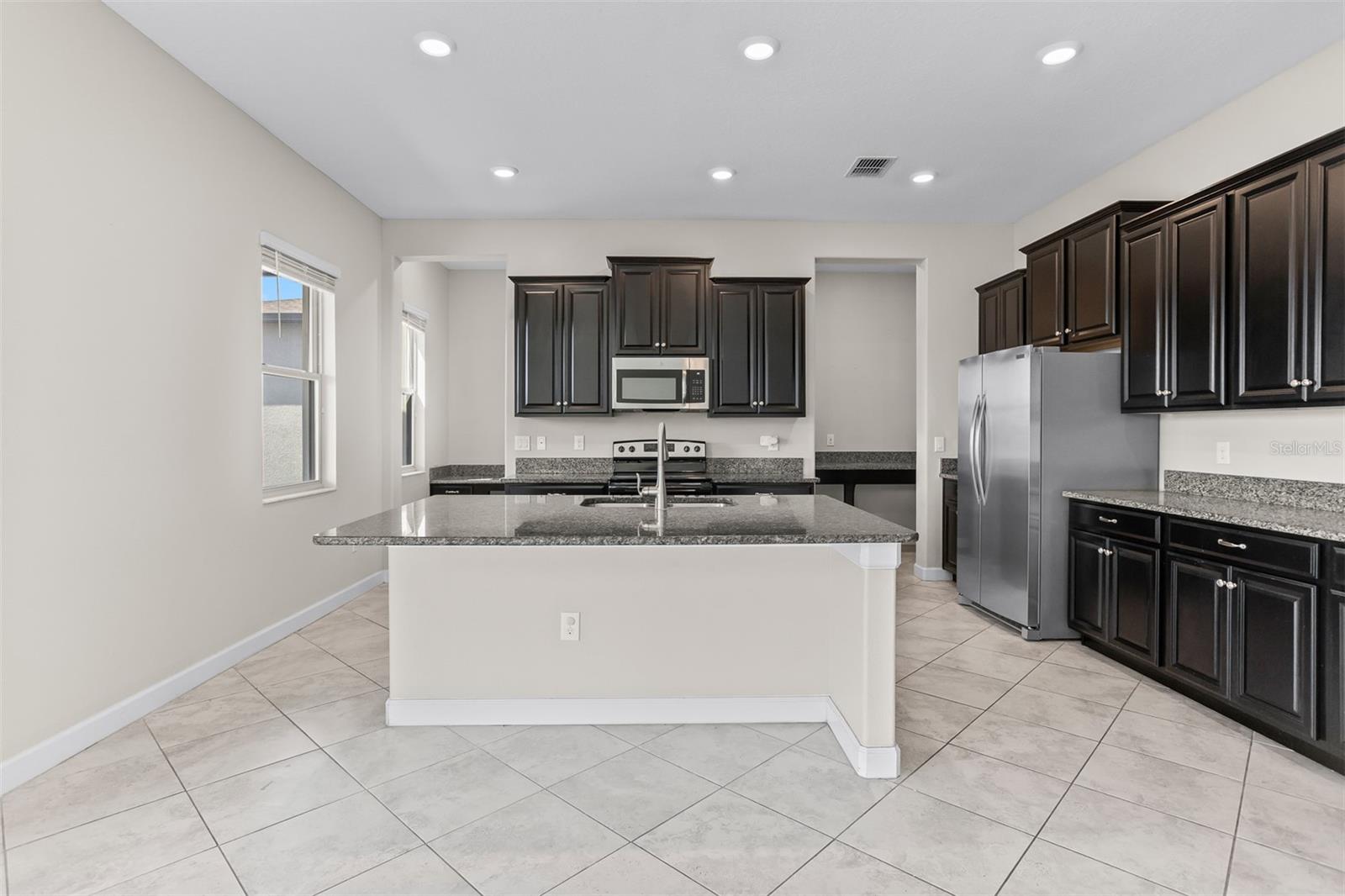 SOUTH FORK P PH 2 & 3B - Residential Lease