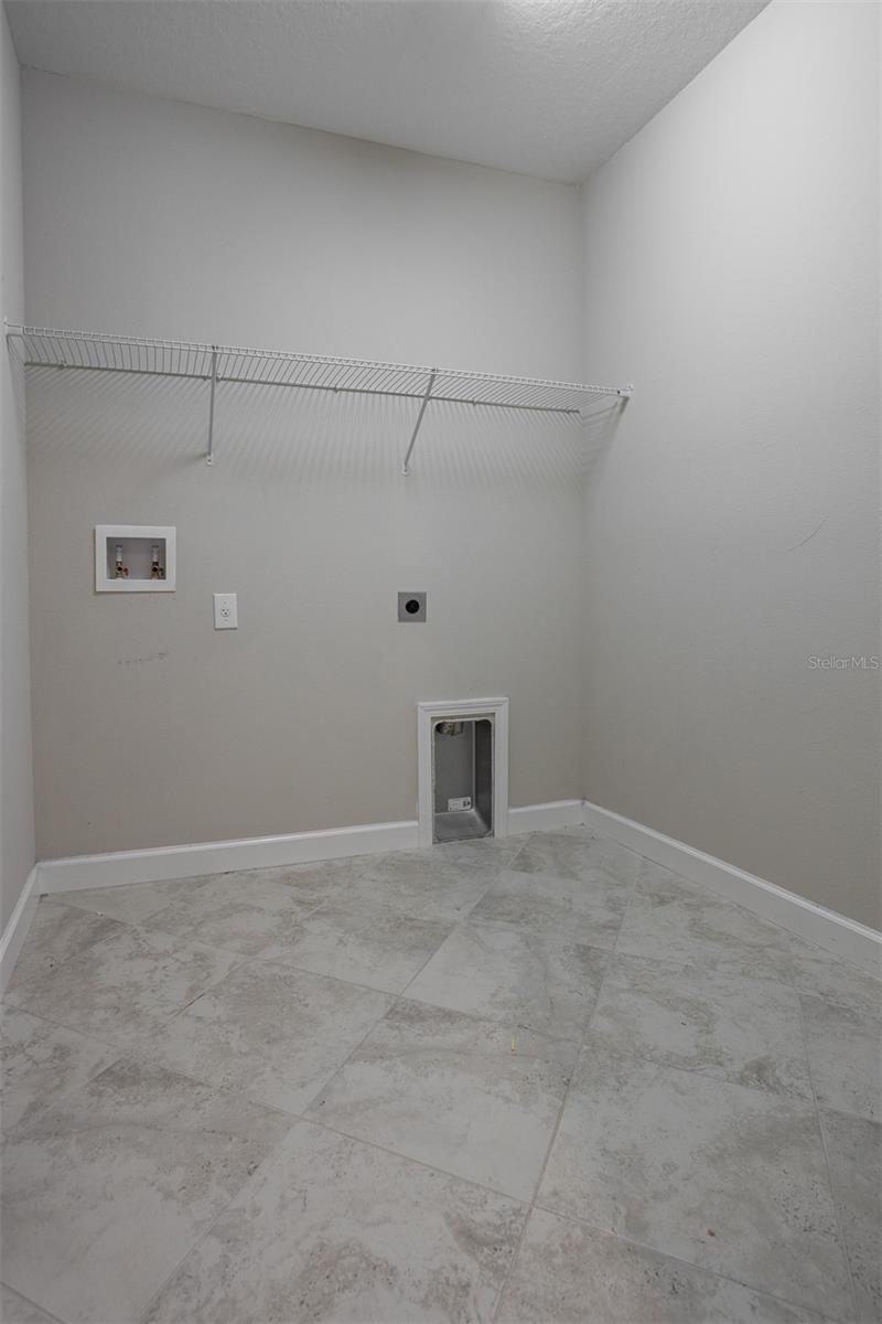 SOUTH FORK P PH 2 & 3B - Residential Lease