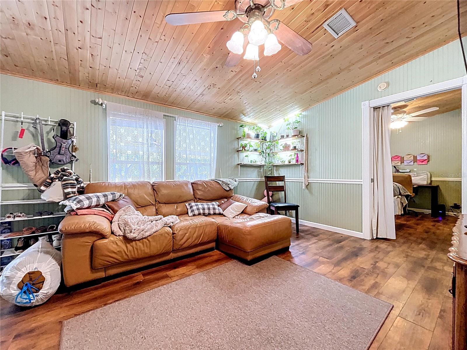 ACREAGE - Residential