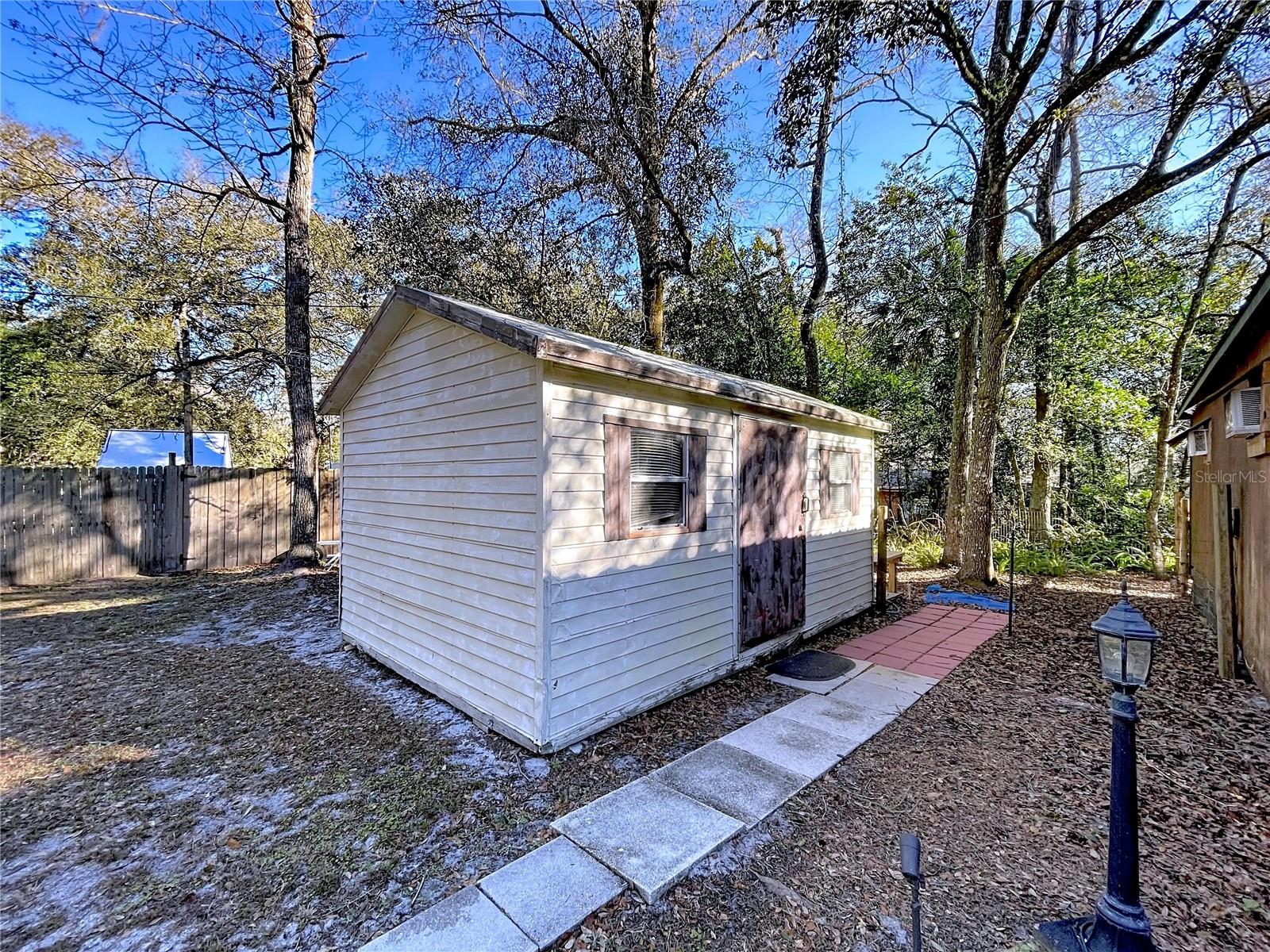 ACREAGE - Residential