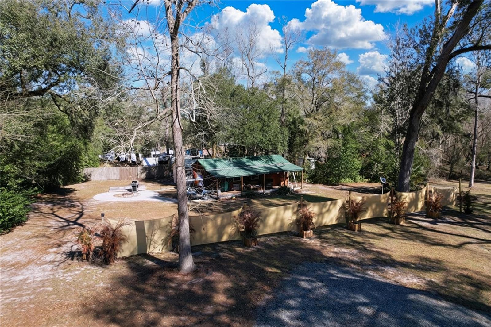 ACREAGE - Residential