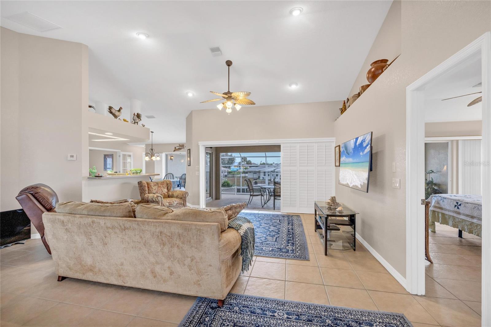 GROVE CITY SHORES - Residential