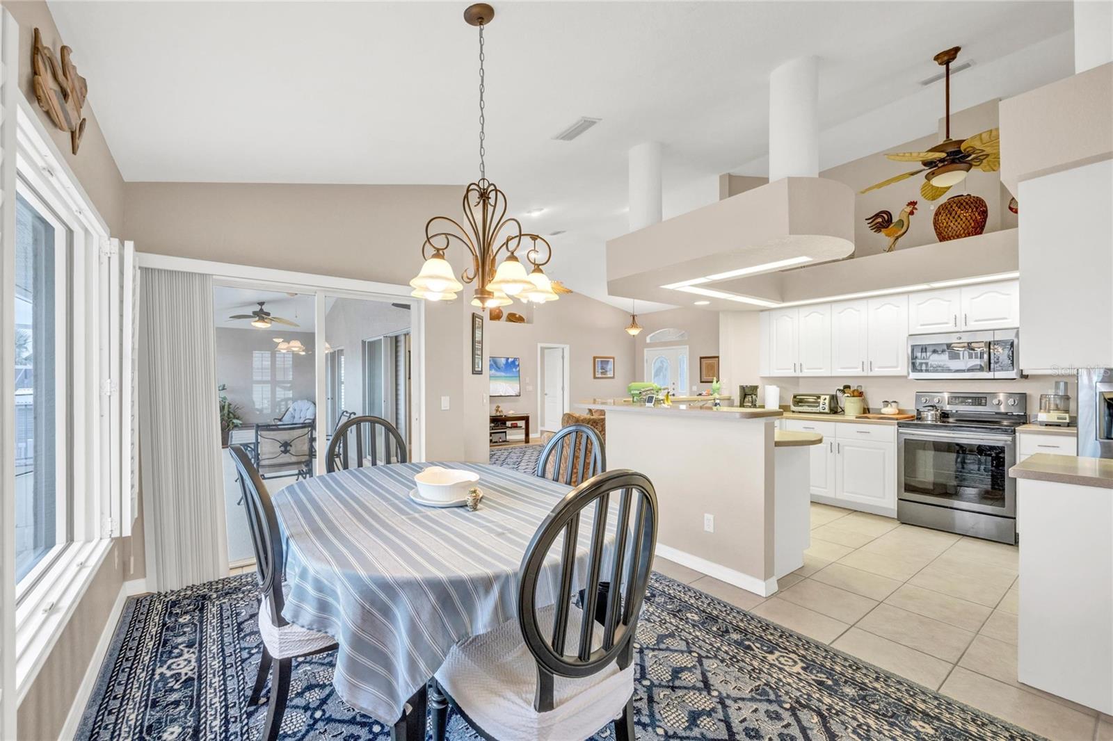 GROVE CITY SHORES - Residential