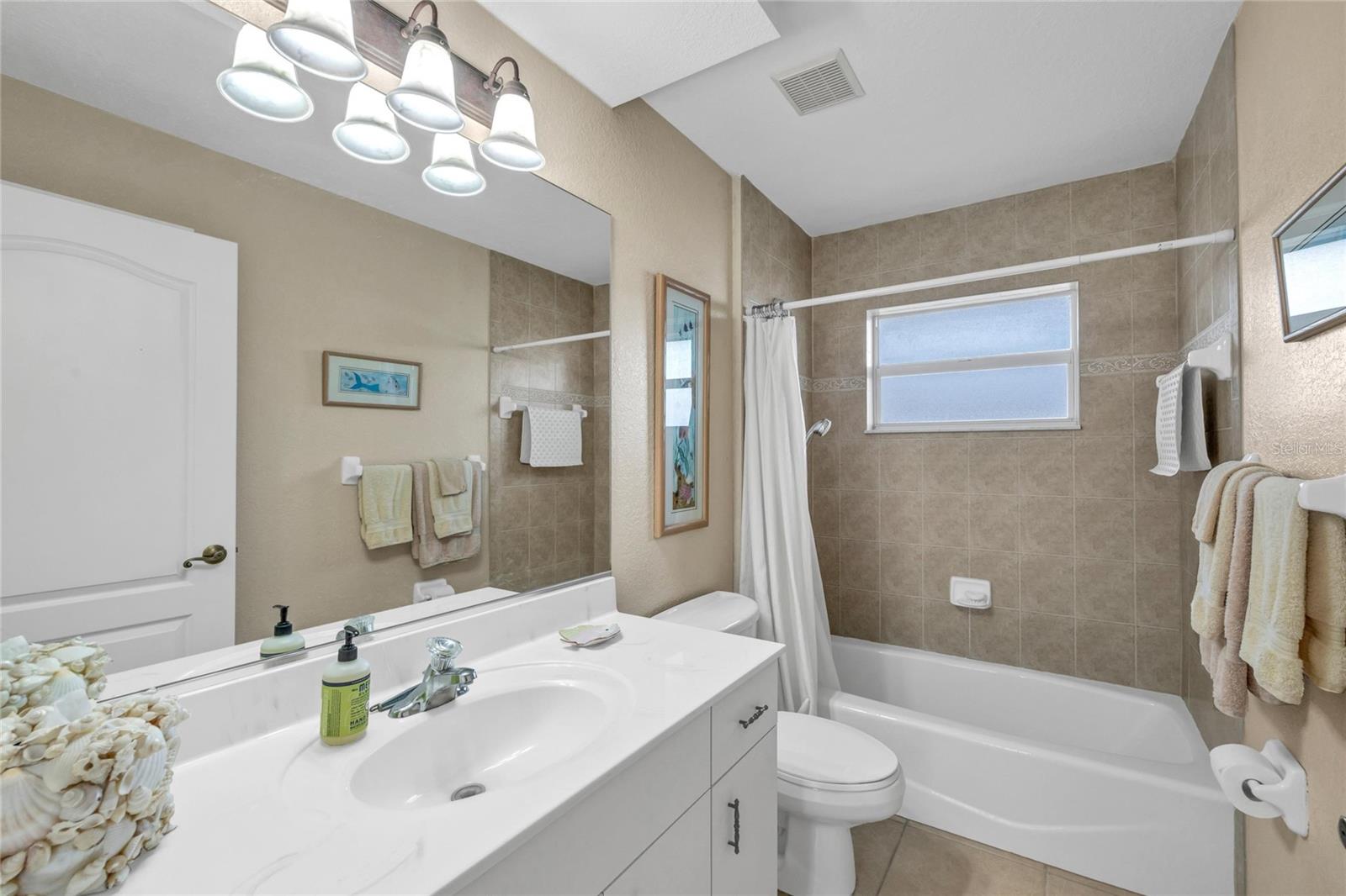 GROVE CITY SHORES - Residential