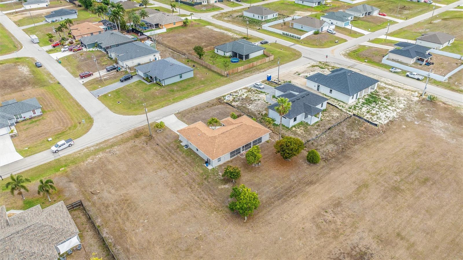 CAPE CORAL - Residential